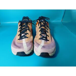 On clouds Rose Fiji, size 11, VGUC